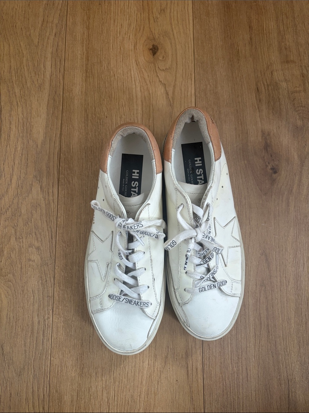 Golden Goose White Leather Sneakers with Peach Heel Panel - Picture 2 of 5